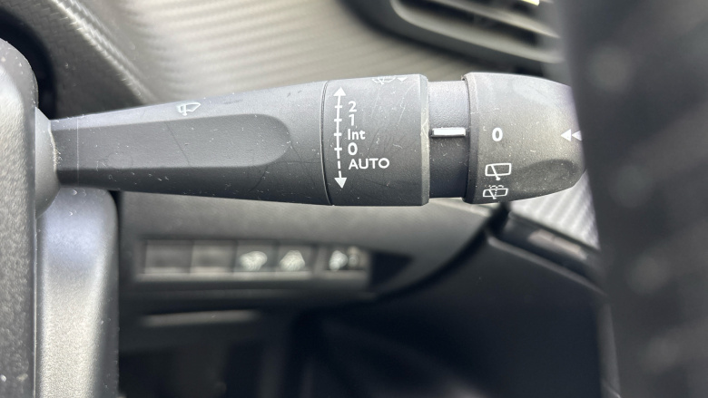 Peugeot 2008 1.2 PureTech Active Premium+ 5dr Petrol Estate